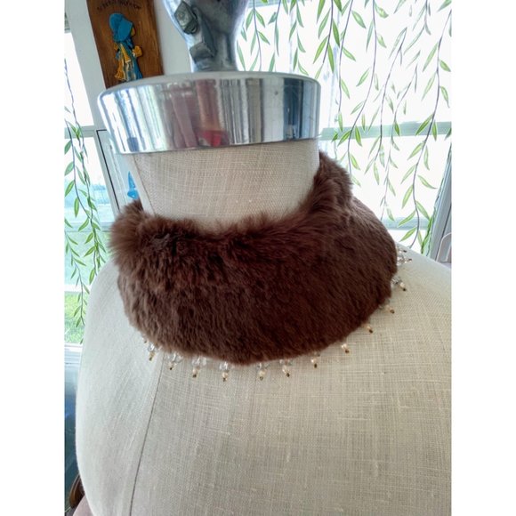 Vintage 1950s Brown Mink fur Collar/Necklace With Glass Dangle Beads - Picture 13 of 16